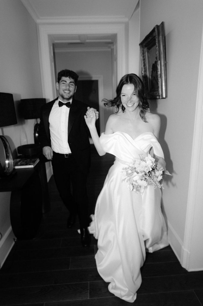 Couple mariage en Provence dans un château